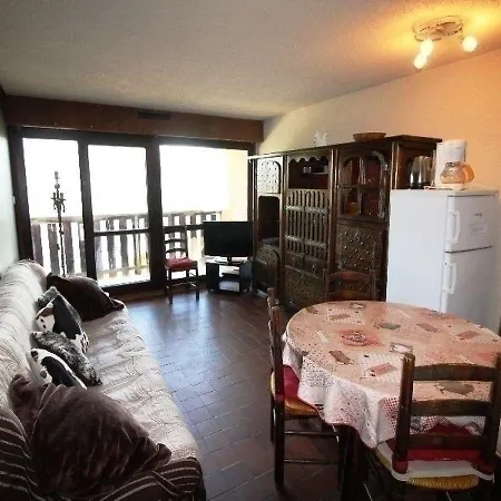 Apartment Chardons *